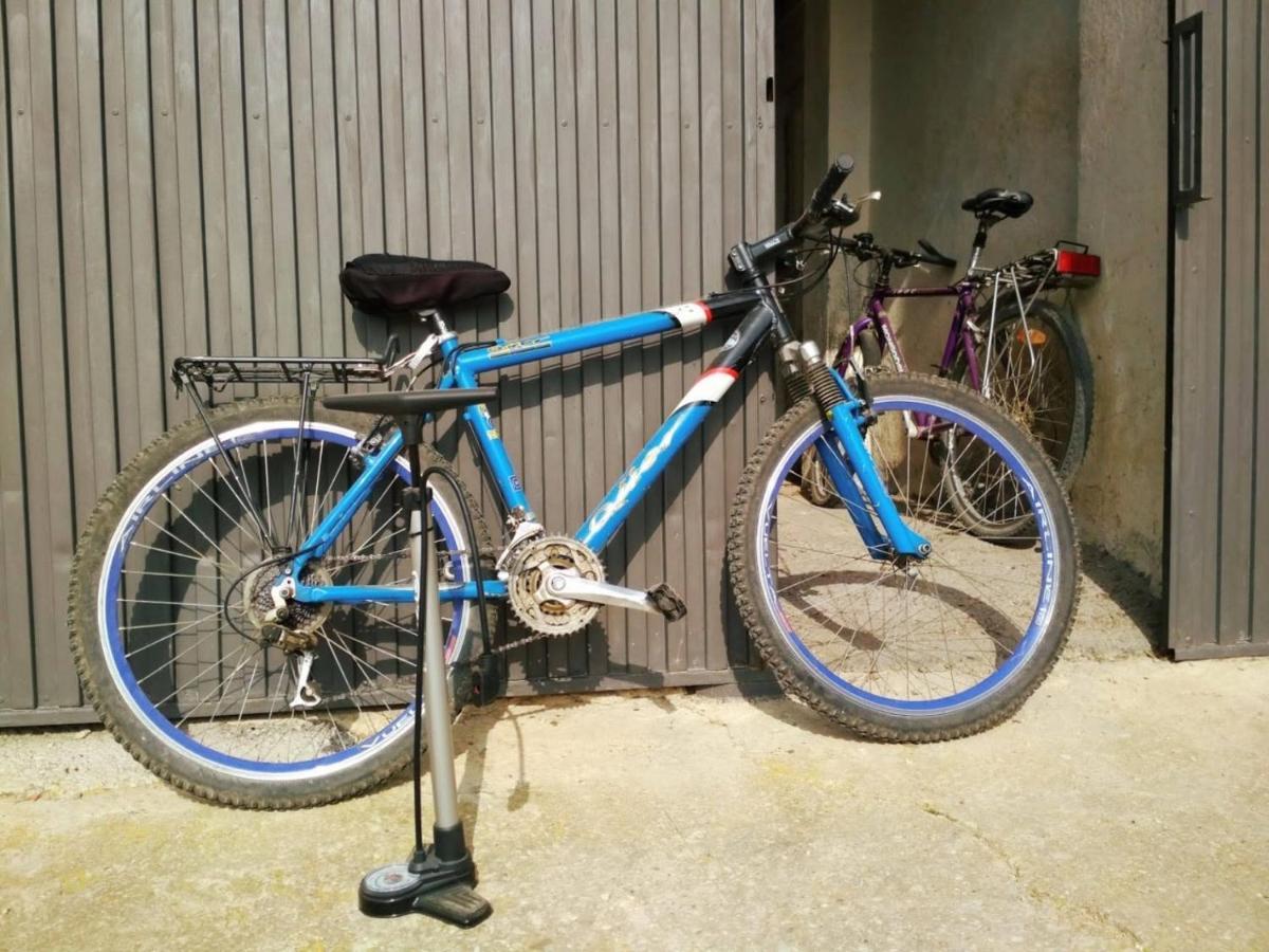 643km